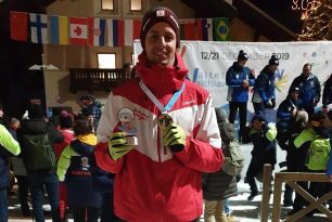 Tag 1: Ski alpin Abfahrt – Großer Erfolg für Lukas Käfer – Bronzemedaille